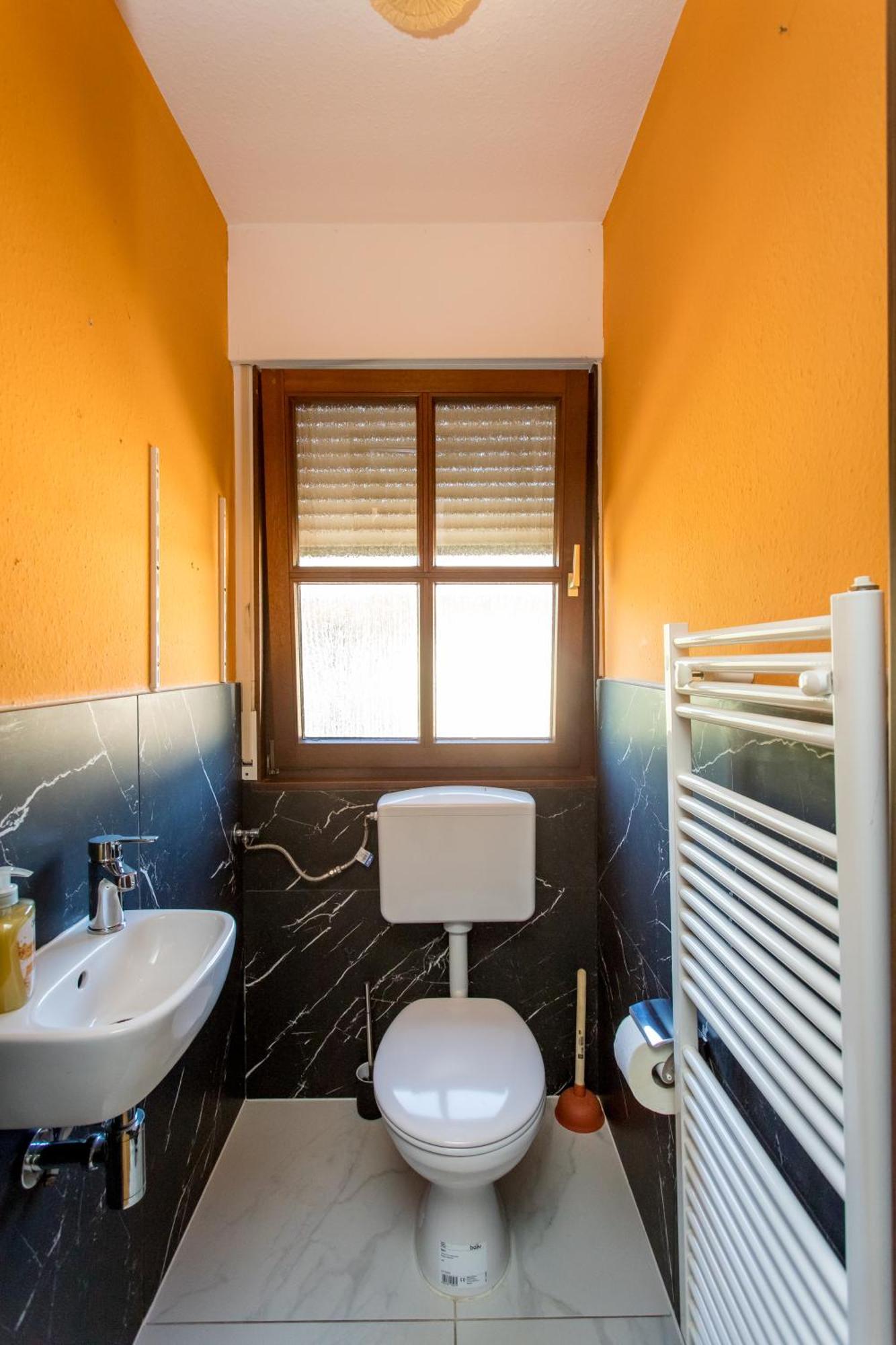 Ferienwohnung Mit 123Qm Fuer 8 Personen Mit Sehr Grossem Garten, Einfache Innen-Ausstattung ライプツィヒ エクステリア 写真